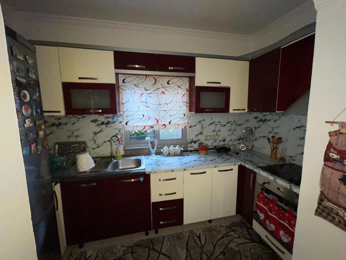 Saloon Apartment Tirana Exterior photo