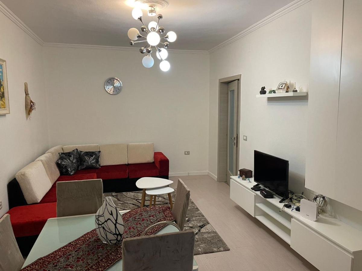 Saloon Apartment Tirana Exterior photo